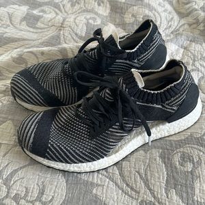Adidas Size 10 Black Ultraboost
